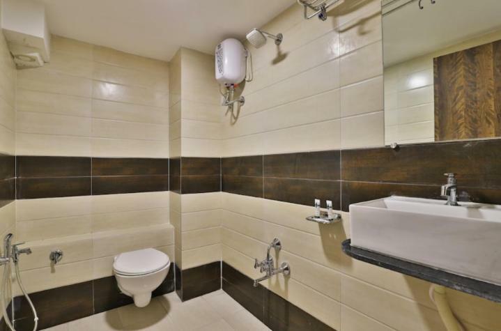 Hotel Pathik Villa Αχμπανταμπάντ Εξωτερικό φωτογραφία