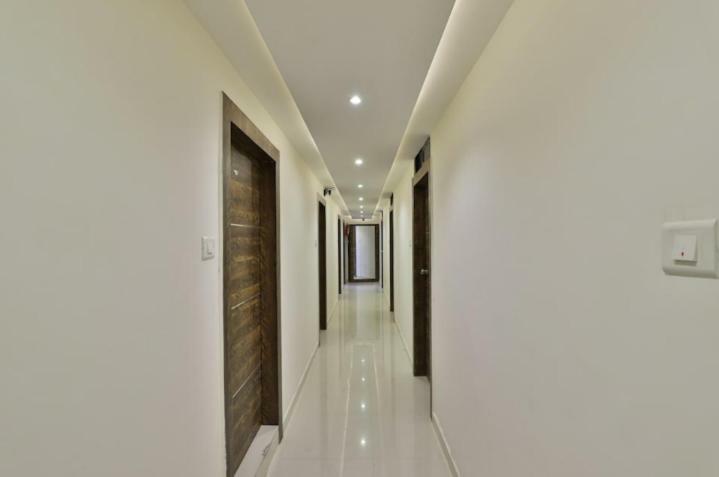 Hotel Pathik Villa Αχμπανταμπάντ Εξωτερικό φωτογραφία