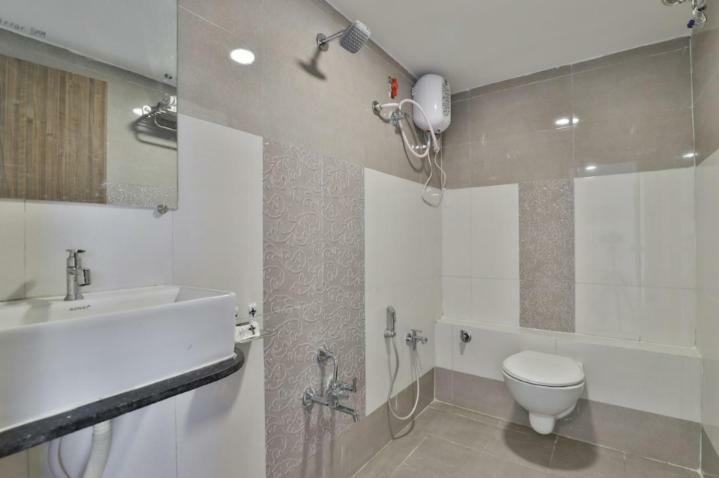 Hotel Pathik Villa Αχμπανταμπάντ Εξωτερικό φωτογραφία